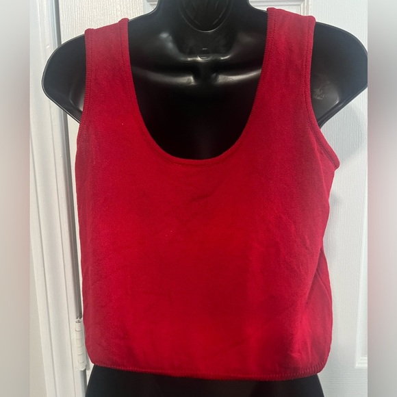 St. John Vintage Red Tank Top sweater with Star Embroidery - Picture 4 of 4